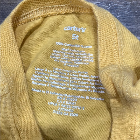 $2 Kids Long Sleeve Graphic Tees - Picture 13 of 14